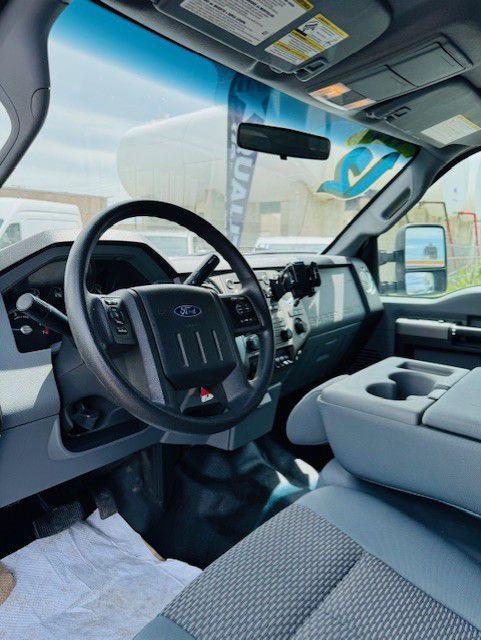 2012 Ford F-350 Image 11