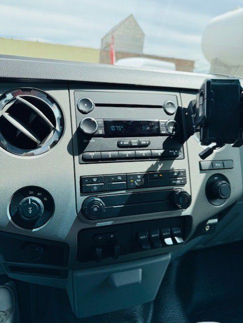 2012 Ford F-350 Image 17