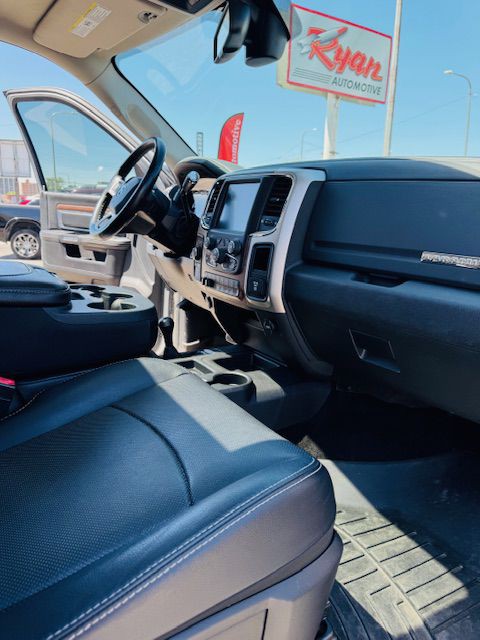 2016 RAM 2500 Image 11