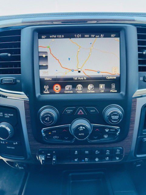 2016 RAM 2500 Image 21