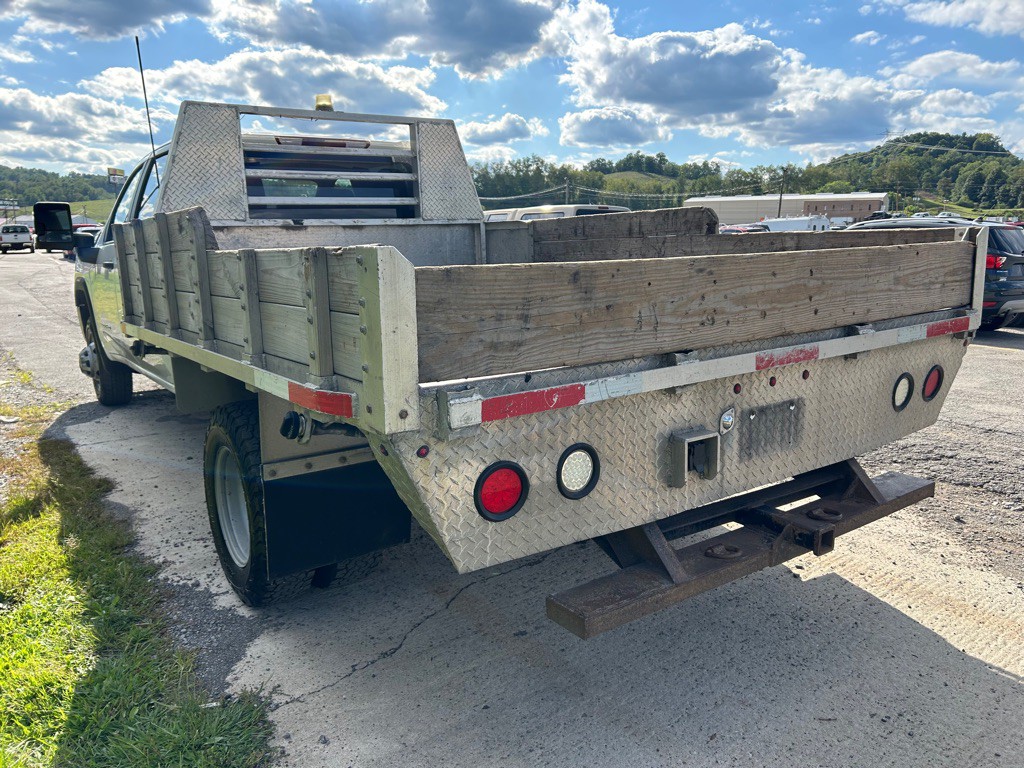 2022 GMC Sierra 3500 Image 10