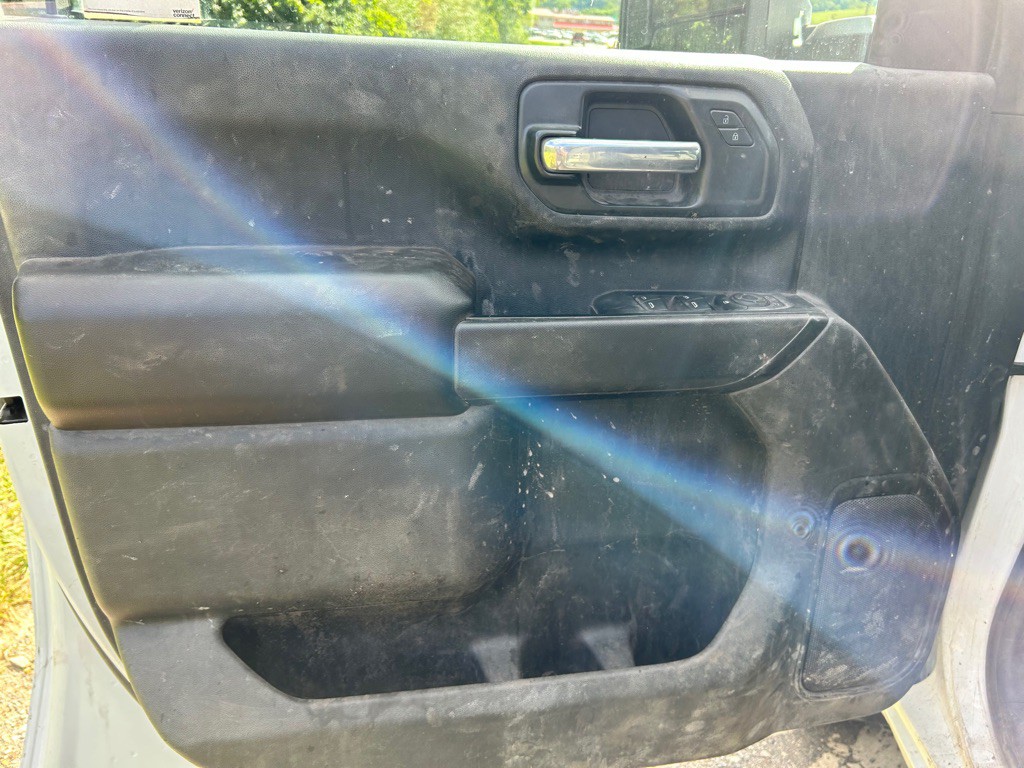 2022 GMC Sierra 3500 Image 13