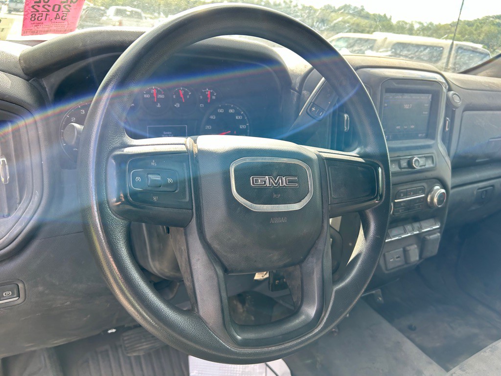 2022 GMC Sierra 3500 Image 17