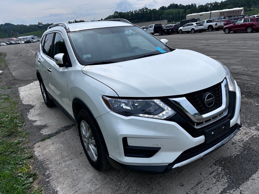 2018 Nissan Rogue Image 3