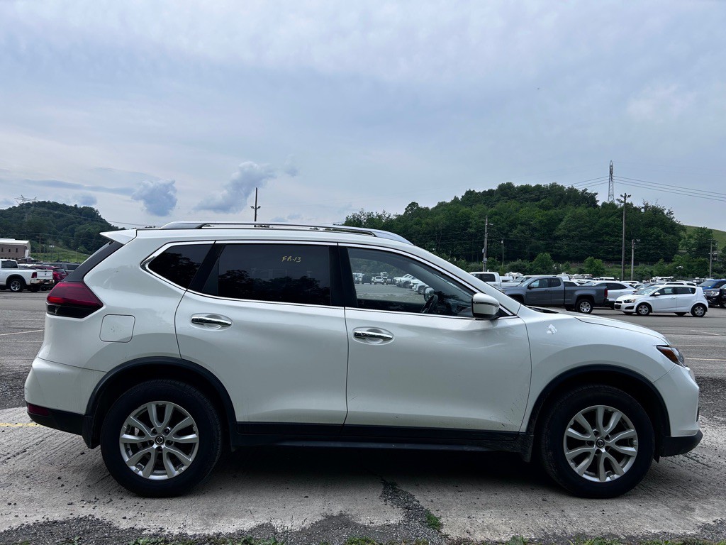 2018 Nissan Rogue Image 6