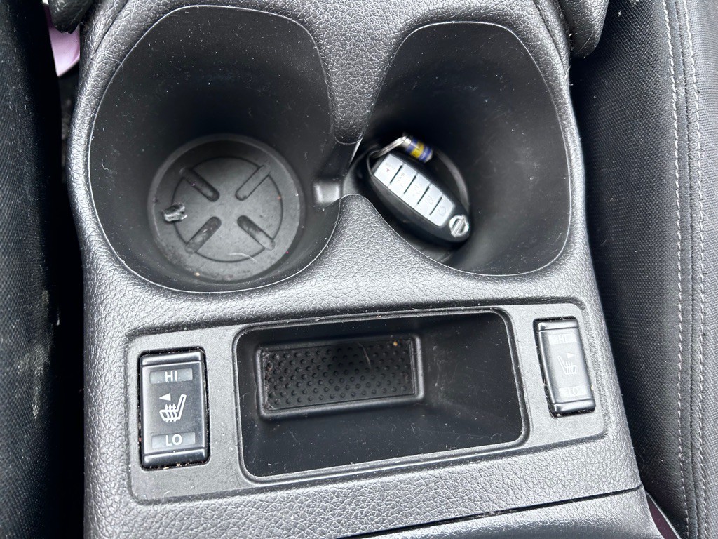 2018 Nissan Rogue Image 15