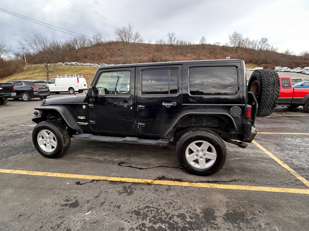 2012 Jeep Wrangler Unlimited Image 9