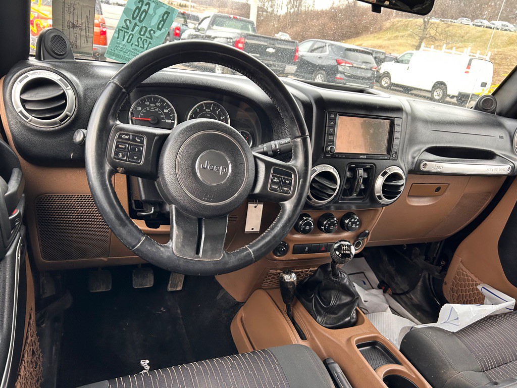 2012 Jeep Wrangler Unlimited Image 11
