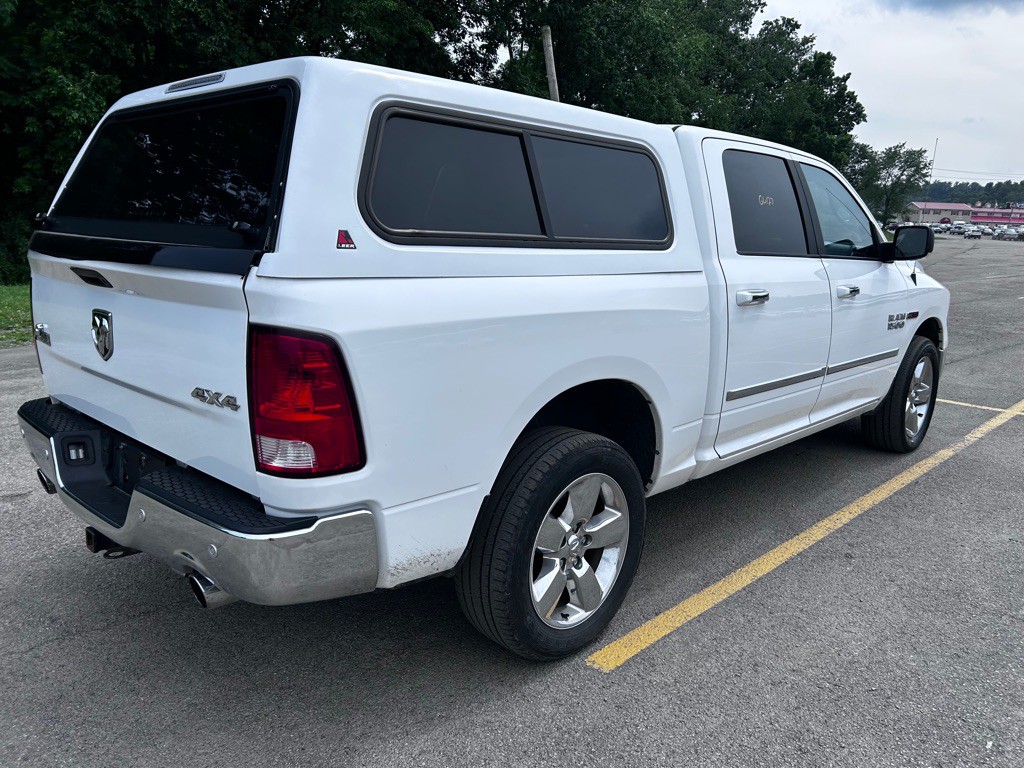 2017 RAM 1500 Image 7