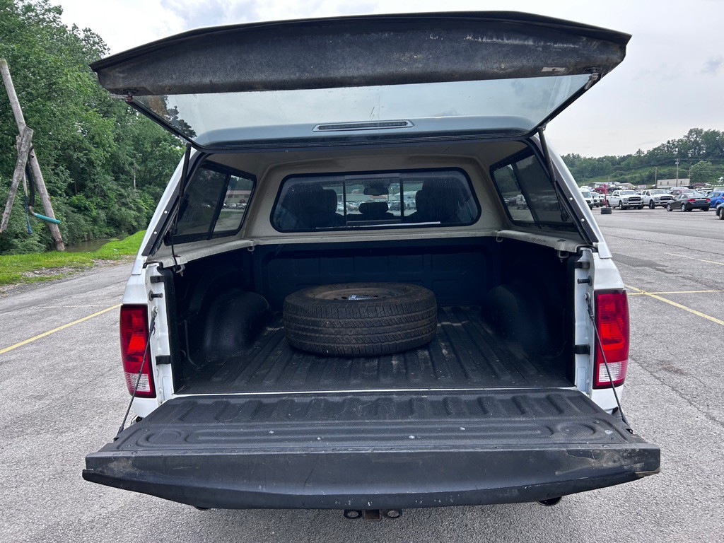 2017 RAM 1500 Image 9