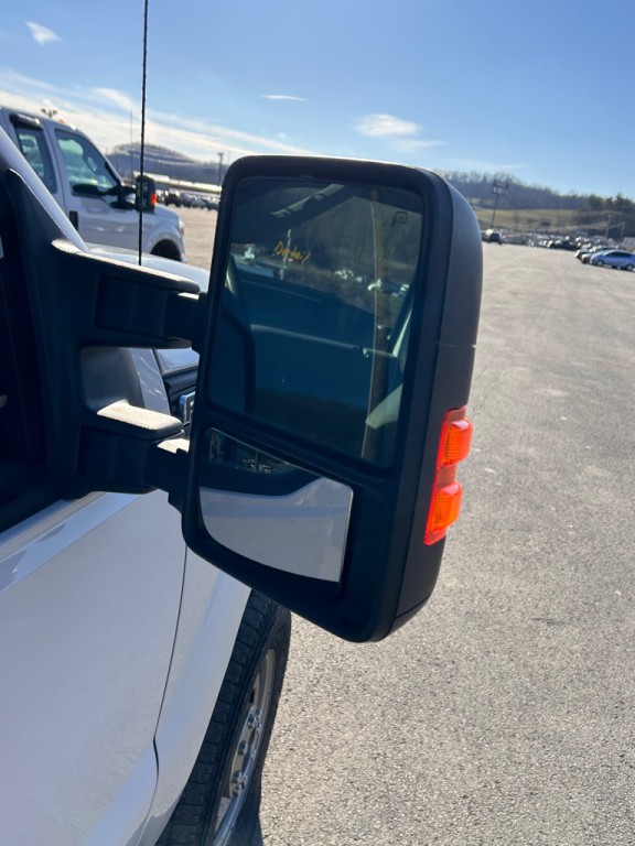 2015 Ford F-250 Image 9
