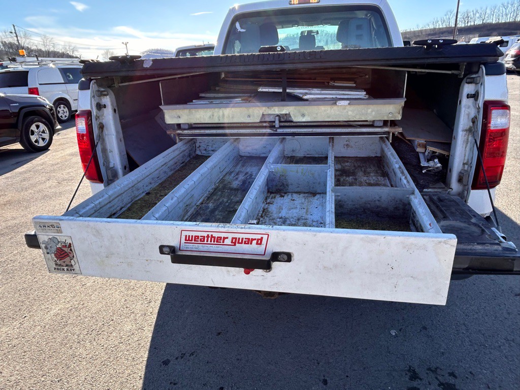 2015 Ford F-250 Image 14