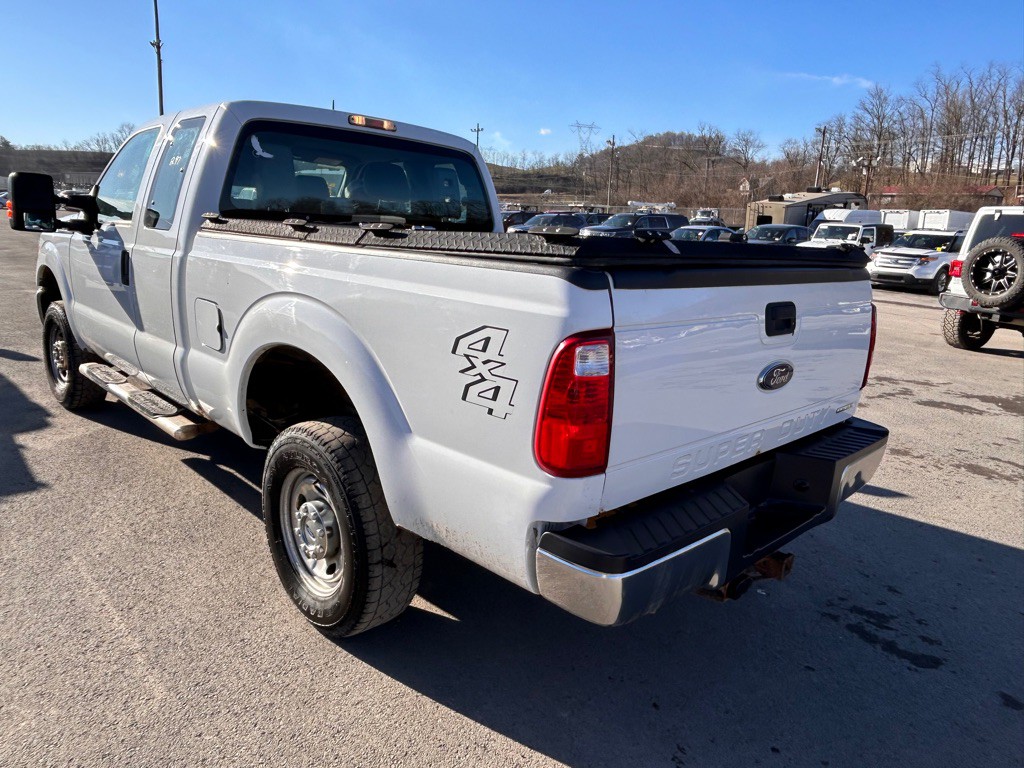 2015 Ford F-250 Image 16
