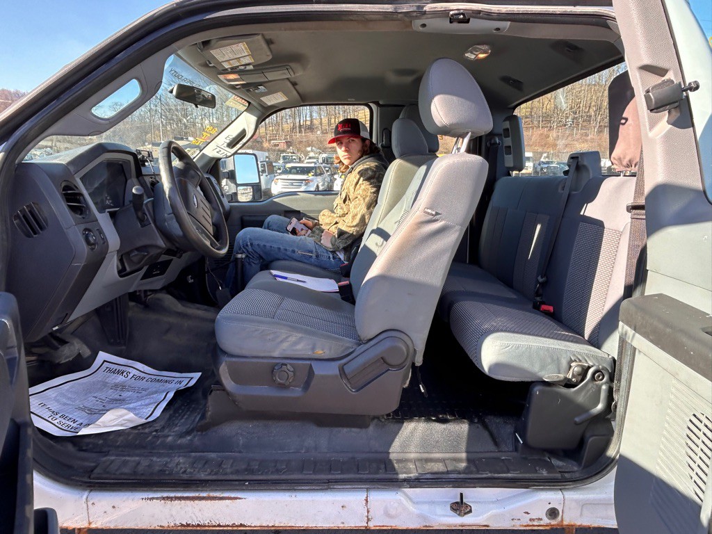 2015 Ford F-250 Image 18