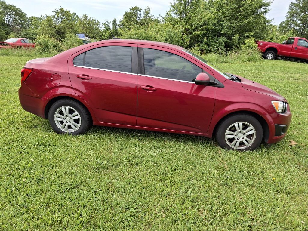 2014 Chevrolet Sonic Image 1