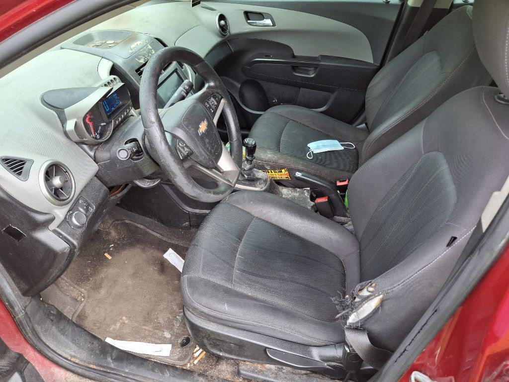 2014 Chevrolet Sonic Image 7