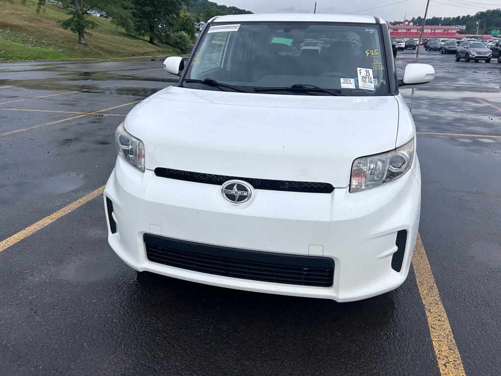 2012 Scion xB Image 5