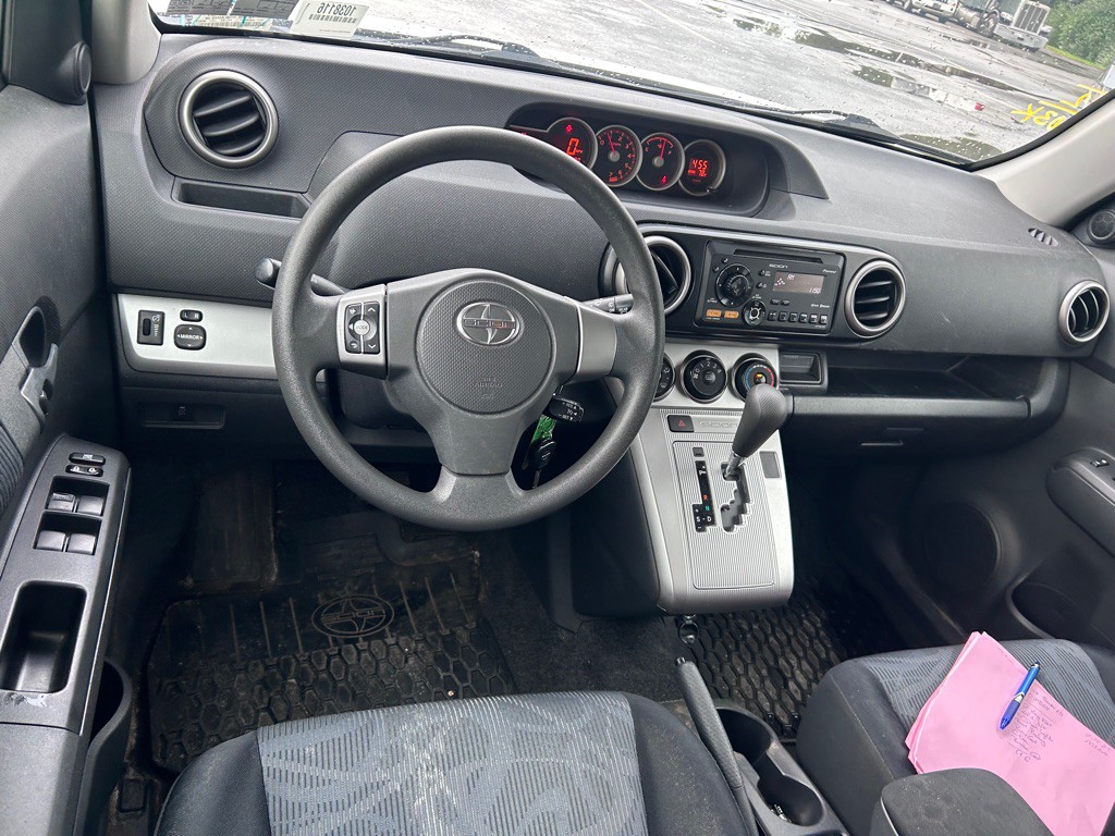 2012 Scion xB Image 13