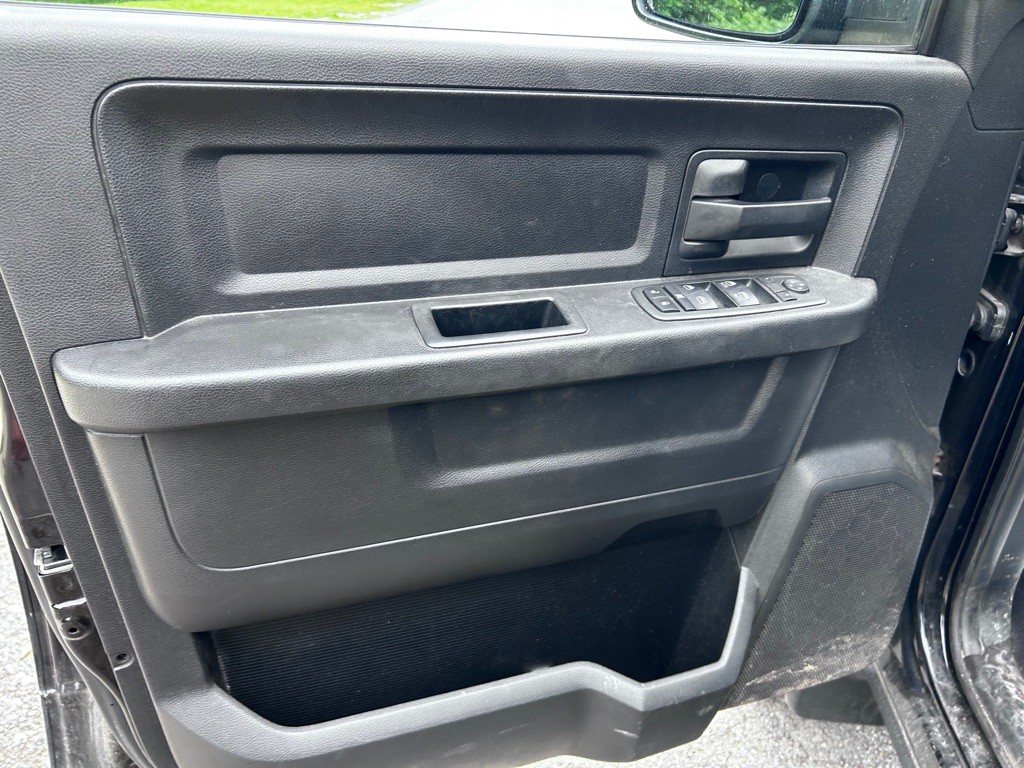2014 RAM 1500 Image 15