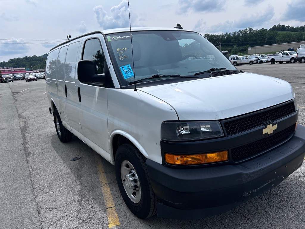 2019 Chevrolet Express Image 5