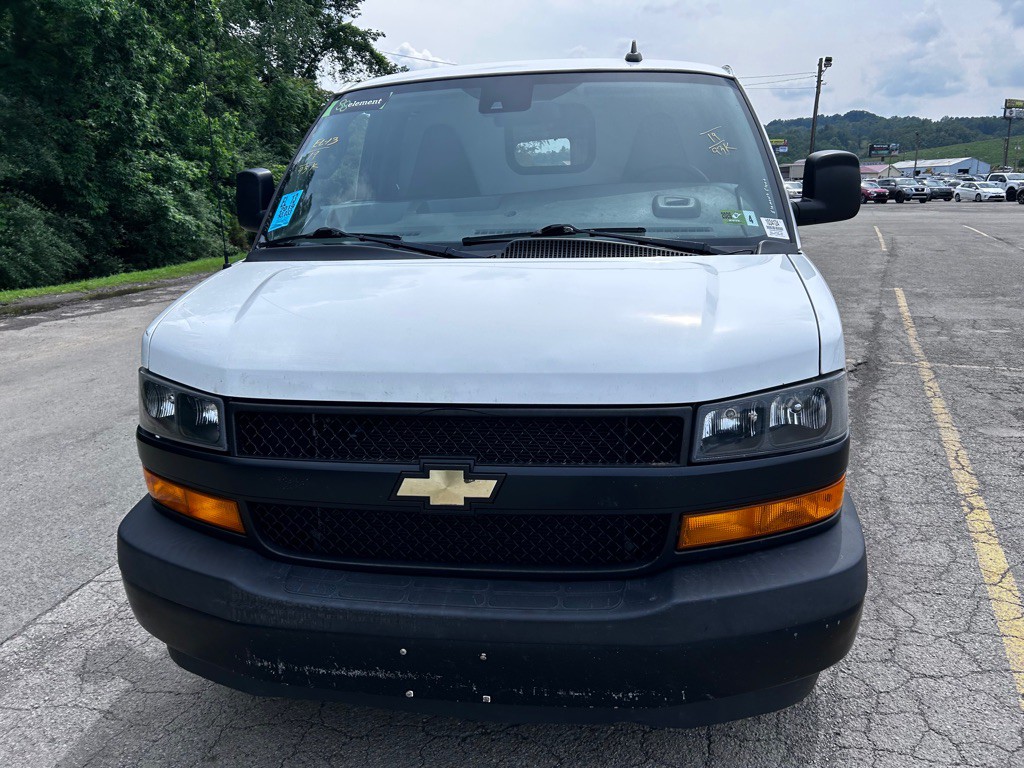 2019 Chevrolet Express Image 6