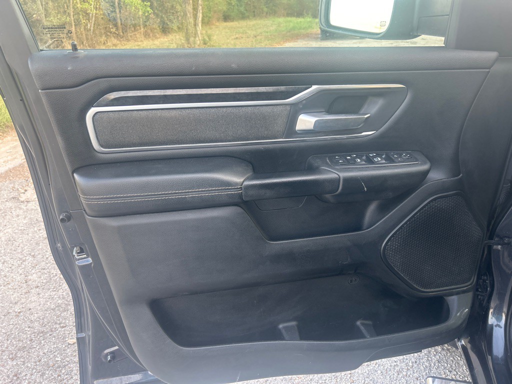 2019 RAM 1500 Image 7