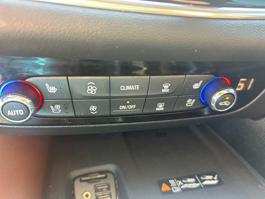 2020 Buick Enclave Image 14