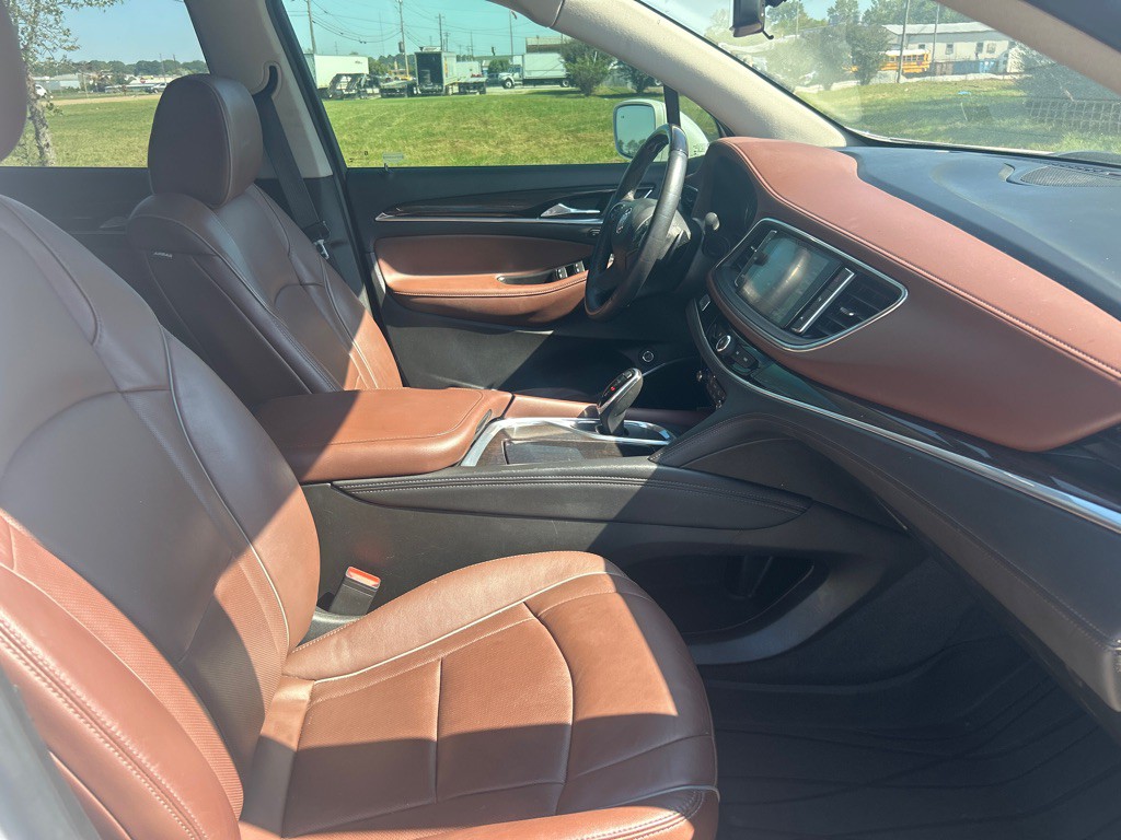 2020 Buick Enclave Image 24