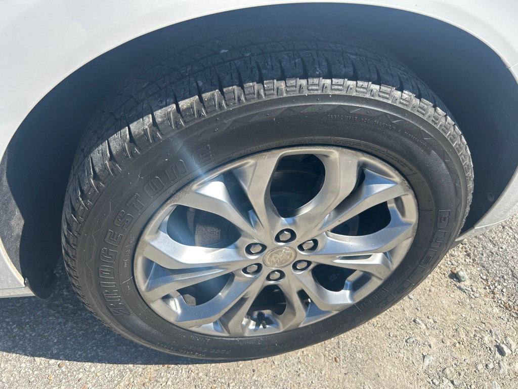 2020 Buick Enclave Image 28