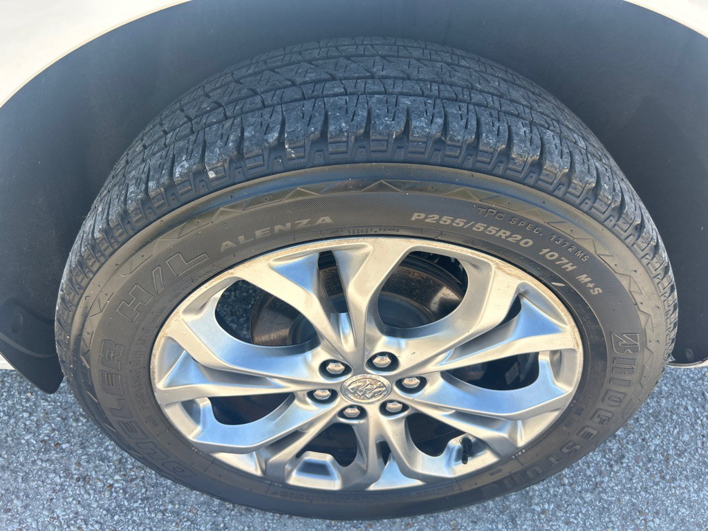 2020 Buick Enclave Image 30