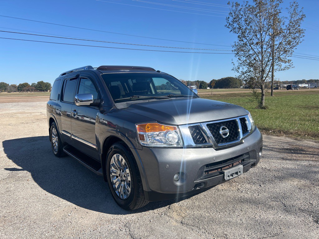 2015 Nissan Armada Image 1