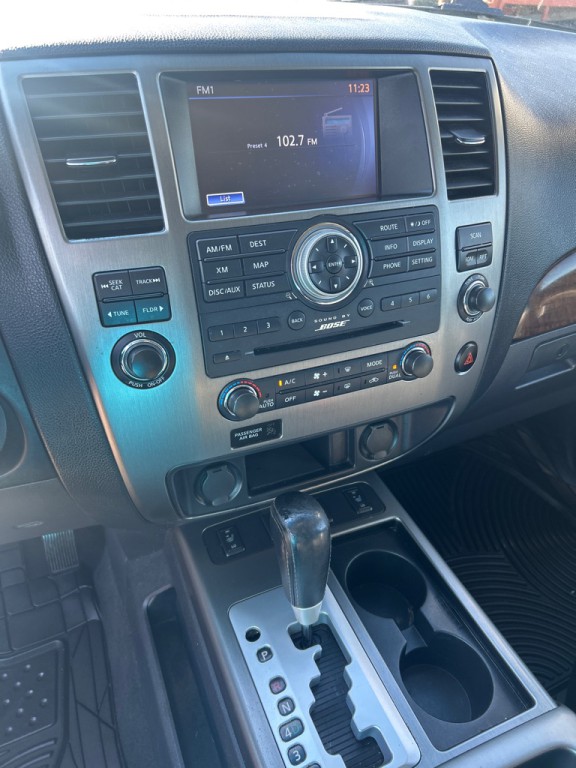 2015 Nissan Armada Image 11