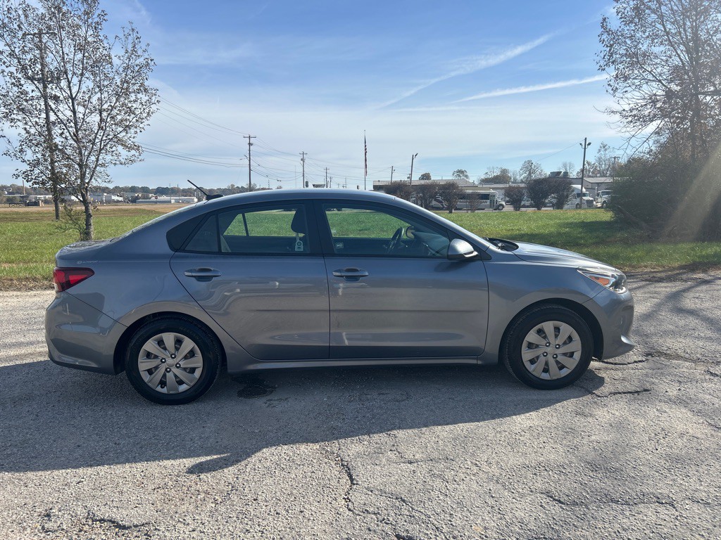 2020 Kia Rio Image 6