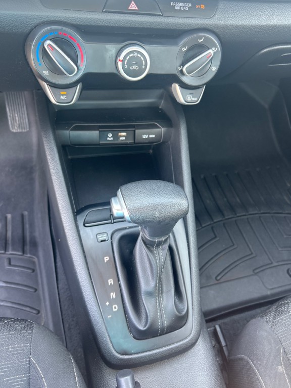 2020 Kia Rio Image 12