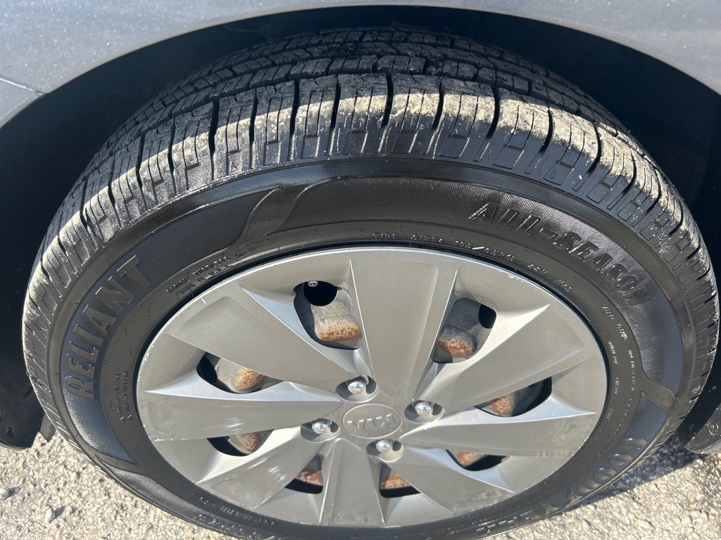 2020 Kia Rio Image 23