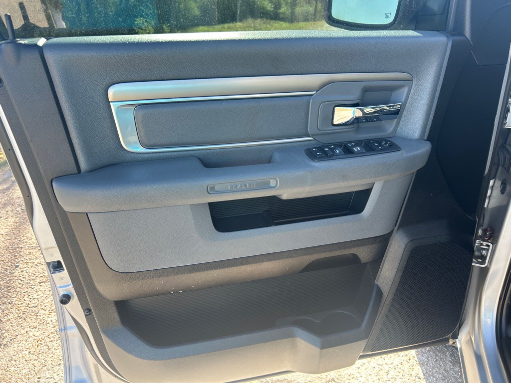 2019 RAM 1500 Image 7