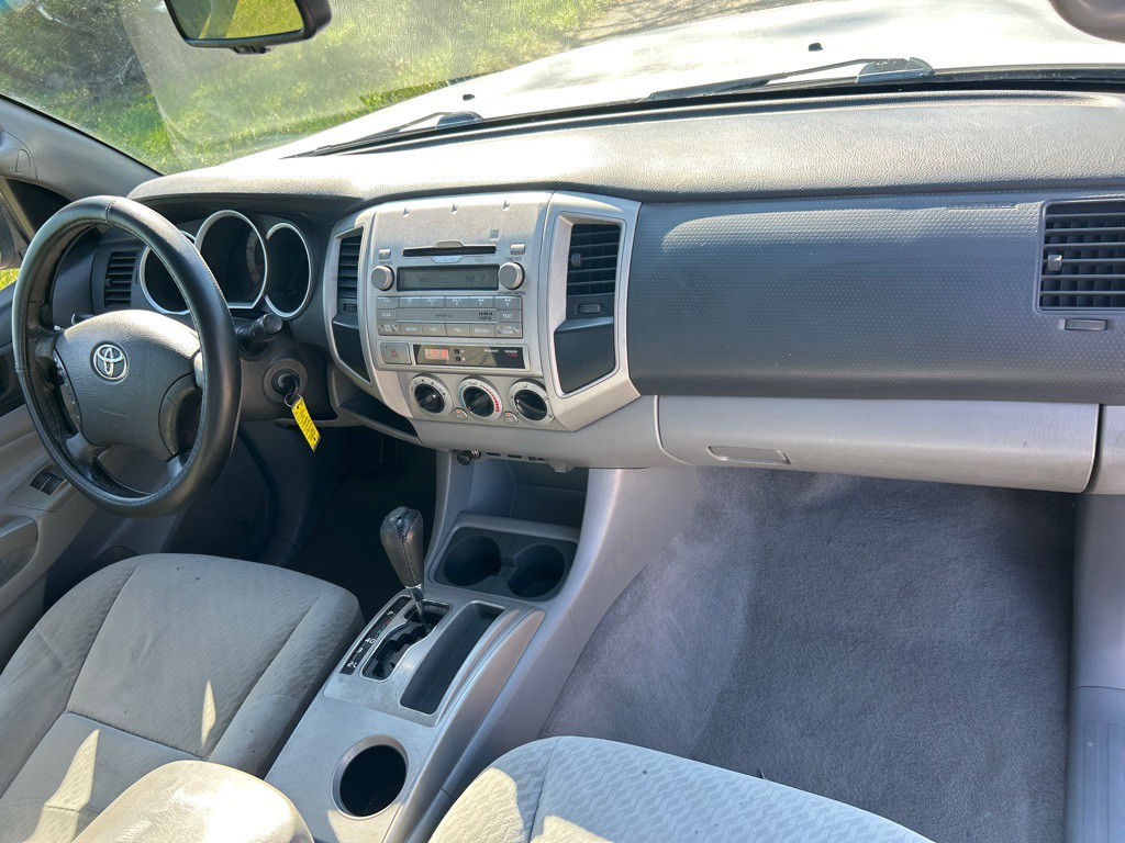 2011 Toyota Tacoma Image 18