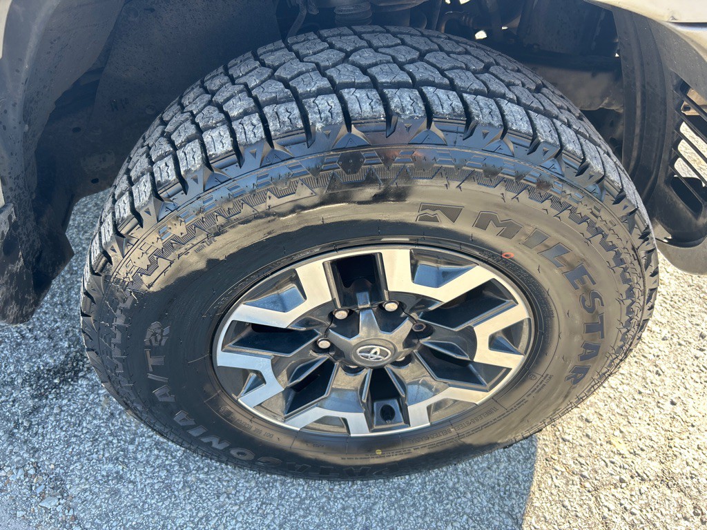 2011 Toyota Tacoma Image 20