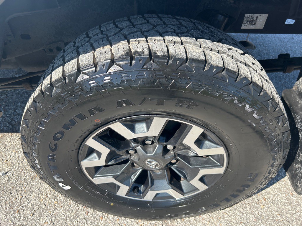 2011 Toyota Tacoma Image 22