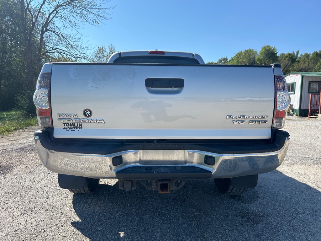 2011 Toyota Tacoma Image 26