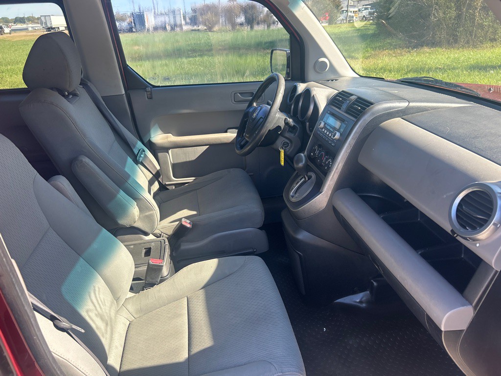 2010 Honda Element Image 18