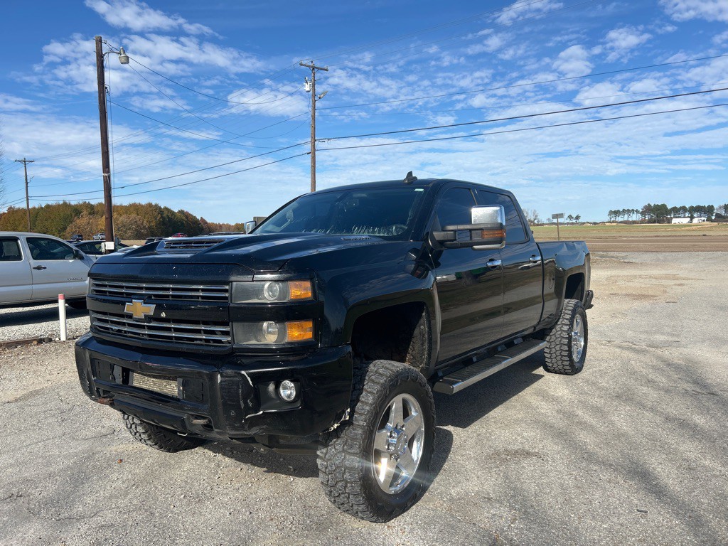 2018 Chevrolet Silverado 1500 Image 3
