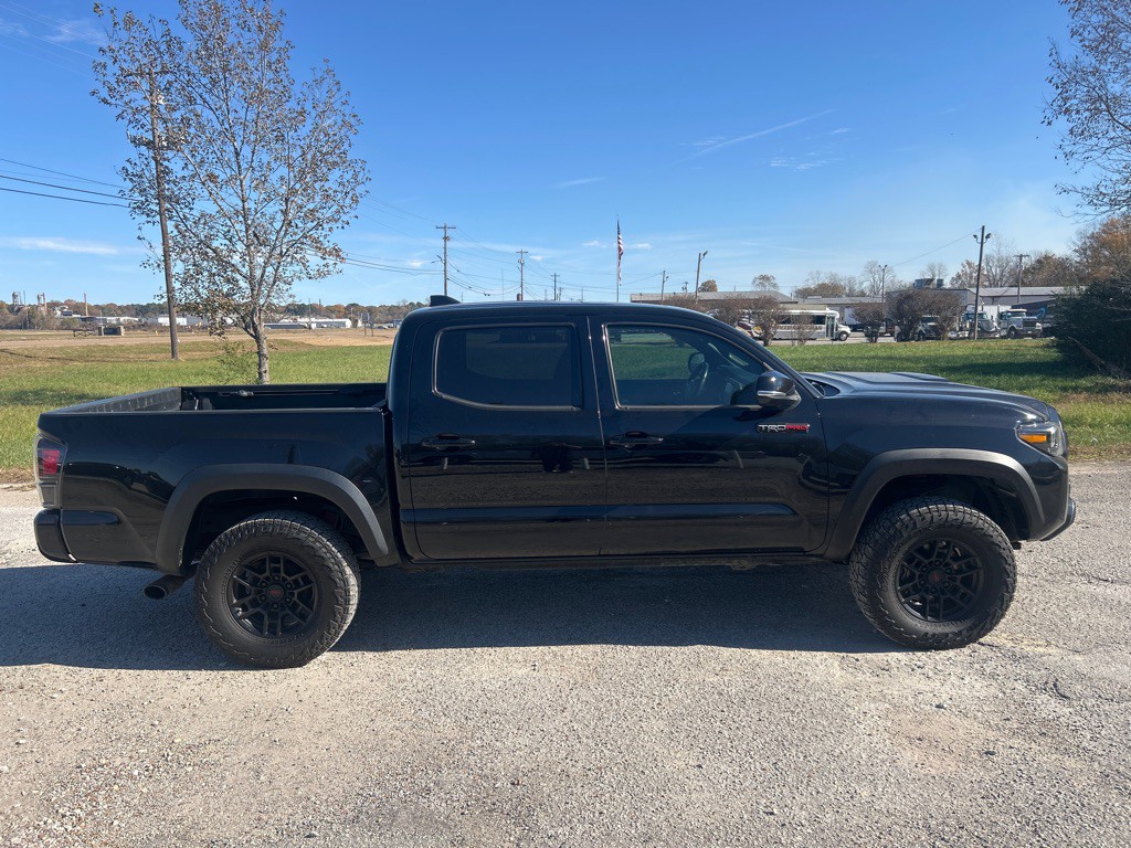 2020 Toyota Tacoma Image 6