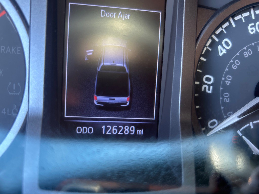 2020 Toyota Tacoma Image 10