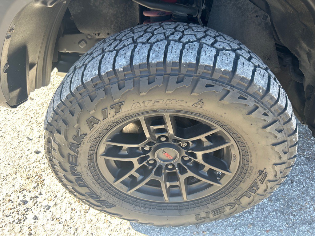 2020 Toyota Tacoma Image 27