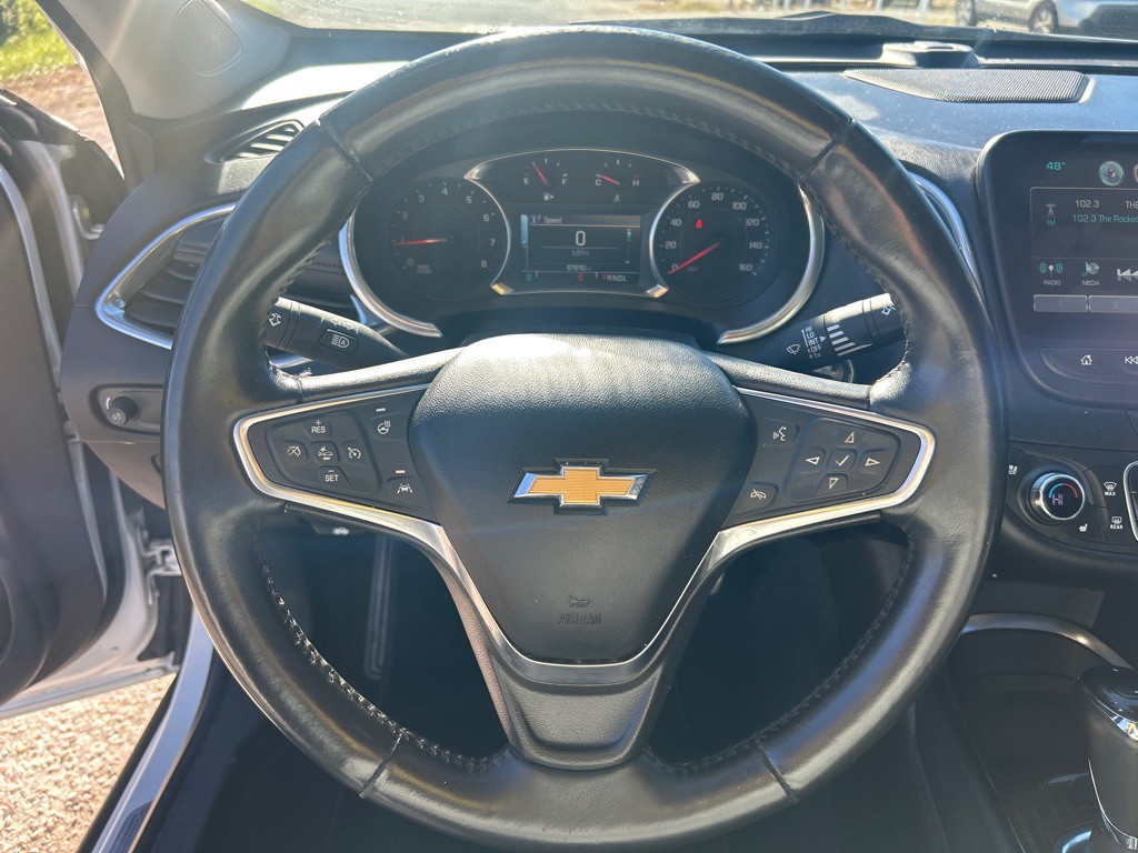 2016 Chevrolet Malibu Image 9