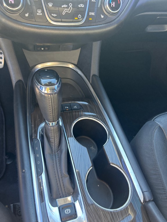 2016 Chevrolet Malibu Image 13