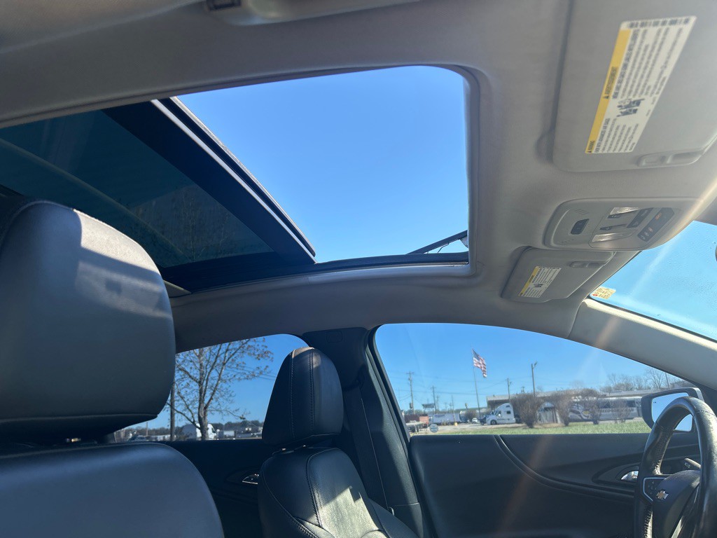 2016 Chevrolet Malibu Image 23