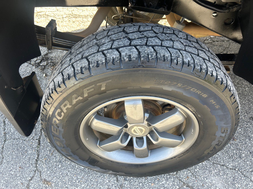 2015 Nissan Titan Image 27