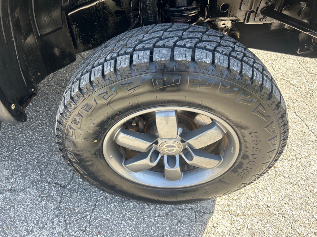 2015 Nissan Titan Image 28